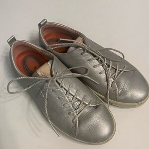 Ecco Womens Sneakers Silver  37
